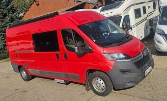 2017 bydlík velmi pěkná vestavba obytné auto