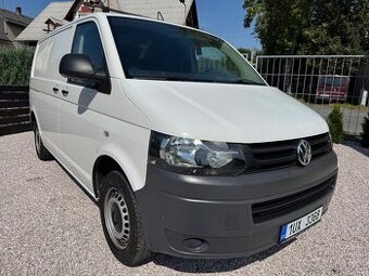 VW T5 Transporter 2.0tdi 159000km Klima Nová spojka rozvody