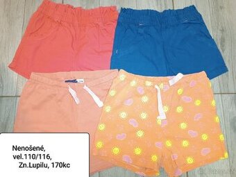 4x kraťasy vel.110/116