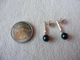 Strieborne nausnice s perlami