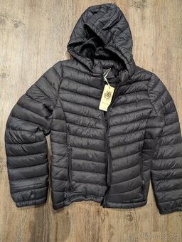 Prodám krabici dámského oblečení a boty