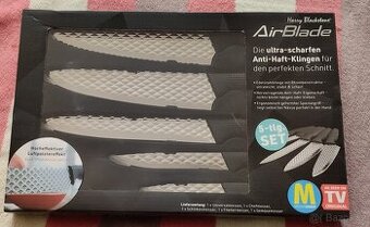 Sada kuchyňských nožů.