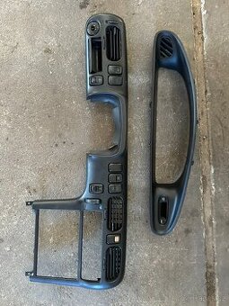 Mazda 626 GE - plast za volantem