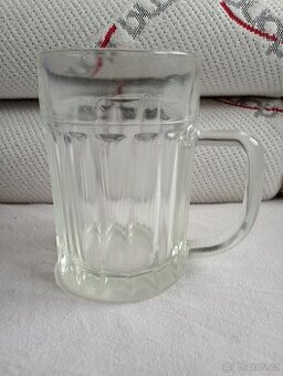 Retro půllitr na pivo, skleněný půllitr