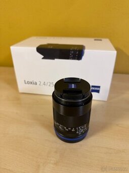 Zeiss Loxia 25mm - 1