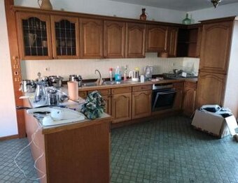 Rustikální dubová linka do U se spotřebiči,6236