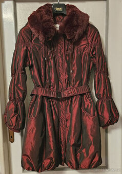 Krásný nenošený zimní kabát