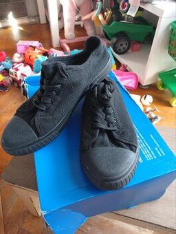 Dámské plátěné tenisky