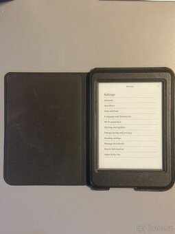 Čtečka elektronických knih Kobo Nia 8GB černá + obal