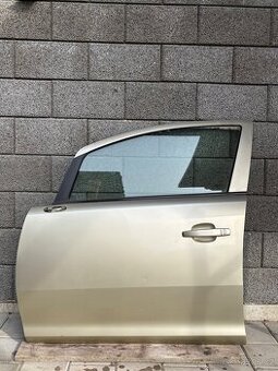 Opel Corsa D dveře levé přední