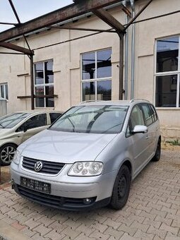 Volkswagen Touran 2.0 FSI