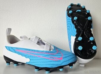 Dětské kopačky - Nike
PHANTOM GX ACADEMY (ÚPLNĚ NOVÉ)