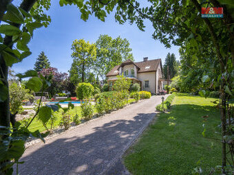 Prodej rodinného domu, 226 m², Český Šternberk