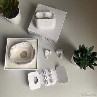 Apple AirPods Pro 2