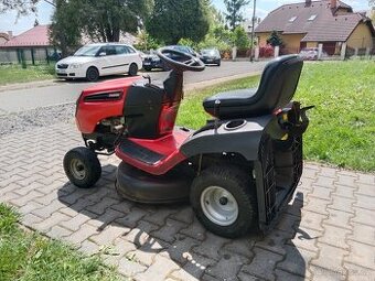 Zahradní traktor Johnsered špatná hydro převodovka