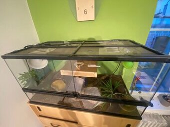 terárium 90x45x45 s vybavením