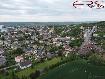 Prodej pozemků v Dobrovici, okres Mladá Boleslav.