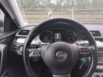 Prodám Volkswagen Passat B7 2.0 TDI. 125 kW .r.v. 2012