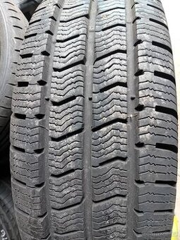 Prodám 2ks pneu 225/70/15/C Nové Zimni