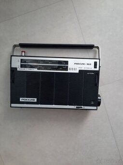 Tranzistorové rádio Rossia 303 - 1