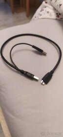 Kabel na externí napájení disku