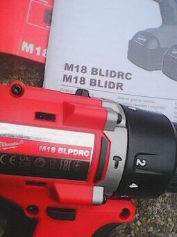 Milwaukee M18 BLPDRC-0 Vrtačka s priklepem v kufru