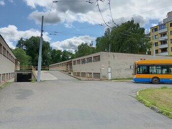 Na prodej krytá spodní garáž 16 m² – Zlín – Příluky