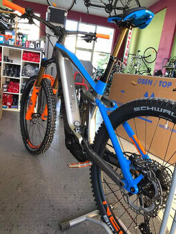 CUBE STEREO HYBRID 140 HPC ACTIONTEAM