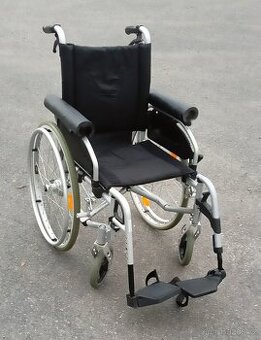 Invalidní vozík bržděný B+B šířka sedu 45cm