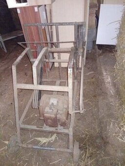 Cilkulárka s kolébkou