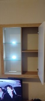 Šatní skříň a obývací stěna - 1