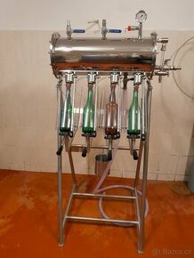 stáčecí zařízení do lahví
