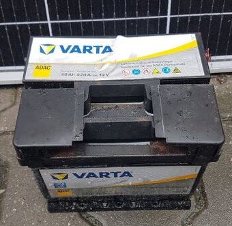 Autobaterie VARTA black 12V 45Ah 420A použitá