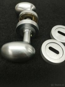 Dveřní kování Koule F 507 otočná