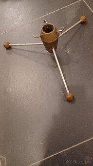 Prodám stojan na vánoční stromek.