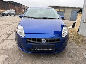 Fiat Grande Punto 1.2 benzin r.v.2006 pouze 112tkm