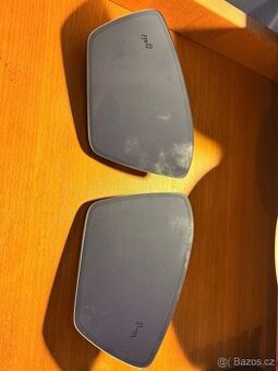 Sklíčko Škoda Superb 3