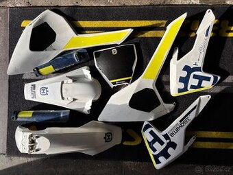 Originální sada plastů HQ FC/TC 16-18