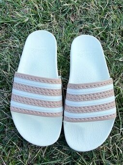 Adidas Adilette pantofle – vel. 38 (béžová)