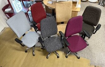 Nová židle kancelářská