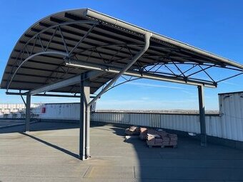 Ocelový přístřešek s trapézovou střechou