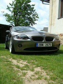 BMW Z4 - 2,2i - CABRIO, manuál