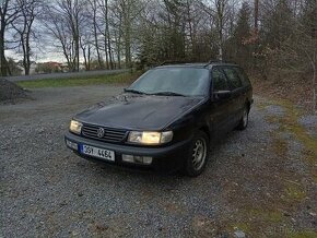 Passat Variant B4 35i BENZÍN 1.8 / 66kW