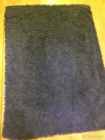 Kusový koberec šedý 160 x 120