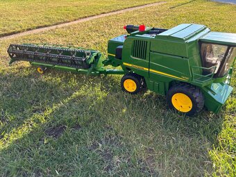 Bruder-JohnDeere T670i