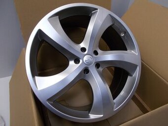 Nové alu disky 10x22 ET40 5x120x72,5 Rondell Hyper Silber