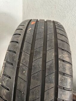 225/65r17 letní bridgestone