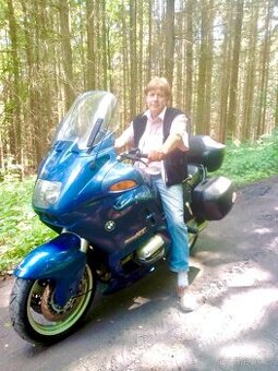 BMW R1100RT