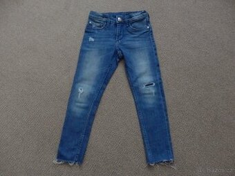 Džíny vel. 116 rifle trhané, skinny fit H&M
