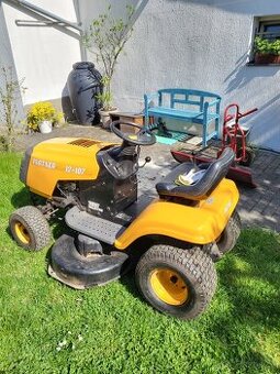 Zahradní sekací traktor Partner